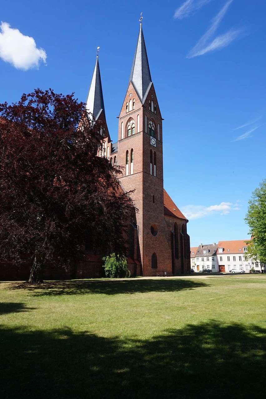 klosterkirche-st-trinitatis-neuruppin-dr-lehner-immobilien