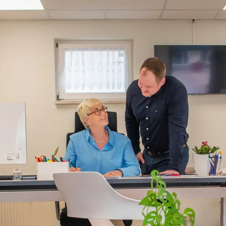 Silke Boldt und Florian Boldt im Büro von Dr. Lehner Immobilien in Pritzwalk